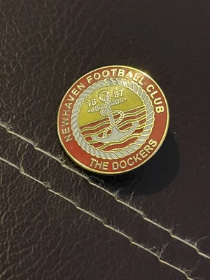 £1.99 • Buy Newhaven FC Football Pin Badge - English Non League