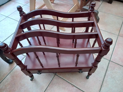 £2.50 • Buy ** Vintage Mahogany Magazine Rack **