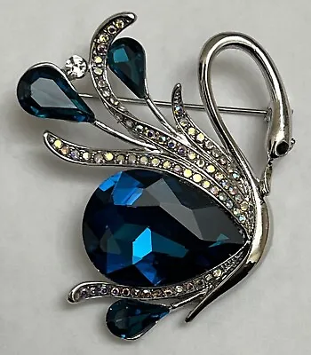 Swan Goose Bird Crystal Clear Glass Rhinestone Brooch Pin Vintage Aqua Blue • $10.19