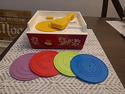 Fisher Price Musical Wind Up Kids Record Player 4 Plastic Records Works EUC 2014 • $15.29