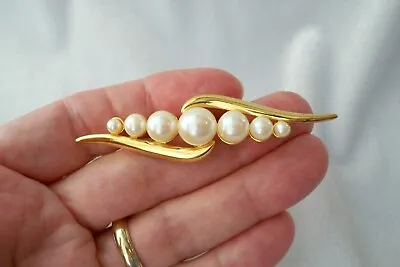 Vintage Monet Graduated Faux Pearl Gold Tone Bar Pin Brooch • $7.85