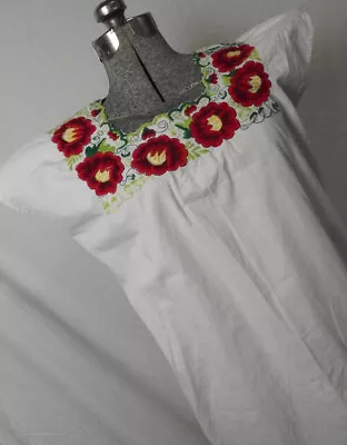 WOW Vtg Womens Mexican Sheath Mini Dress White Embroidered M-L • $26