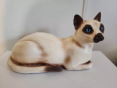 Vintage 1983 Universal Statuary Chalkware Siamese Cat Figurine Statue Glass Eyes • $42.99