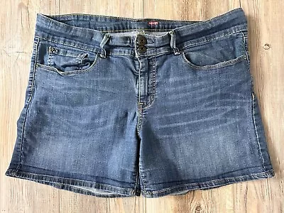 Denizen By Levi’s Jean Shorts Size 16 • £2.40