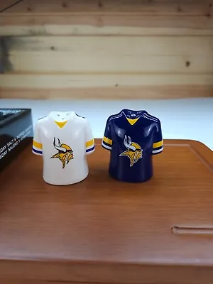 NFL Minnesota Vikings Ceramic Jersey Salt And Pepper Shaker Set Football 2009 • $18