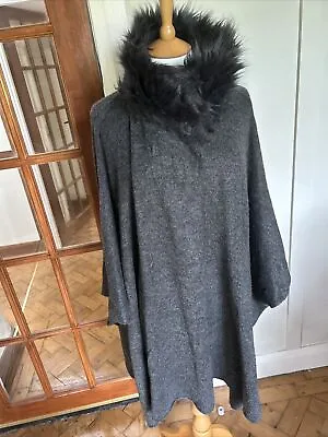 £10.50 • Buy M&S Poncho Cape Wrap One Size Charcoal Grey Colour Faux Fur Collar Popper Neck