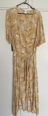 $10 • Buy Ladies Dress Size 20