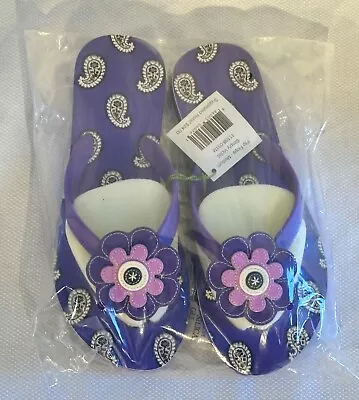 Vera Bradley Flip Flops Women’s Size Medium Simply Violet NWT • $21.95