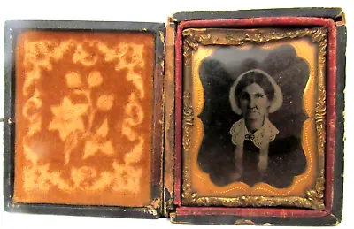 Sharp 1/6th Size Daguerreotype Of Older Lady In Full Case 2 1/2  X 3  • $49.99