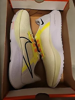 Nike Air Zoom Pegasus 38 Fast Pack Mens Size 11 Barely Volt CW7356 700 • $60