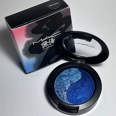 BNIB MAC *LOVE CYCLE* Mineralize Eye Shadow Duo~CHEN MAN~Light/Dark Blue White • $21