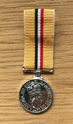 NEW Iraq Op Telic Miniature Medal (No Clasp) With Pin Mount • £4