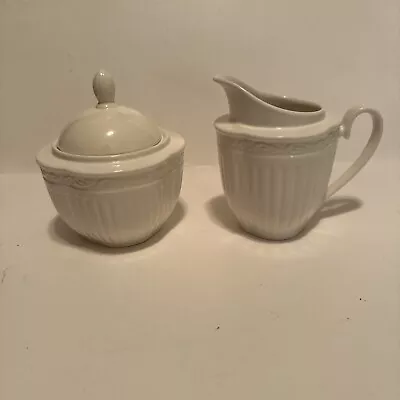 Mikasa Italian Countryside Sugar Bowl W Lid And Creamer Pitcher DD900 Cream • $25