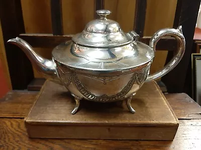 Antique Silver Plated Edwardian Teapot • £8