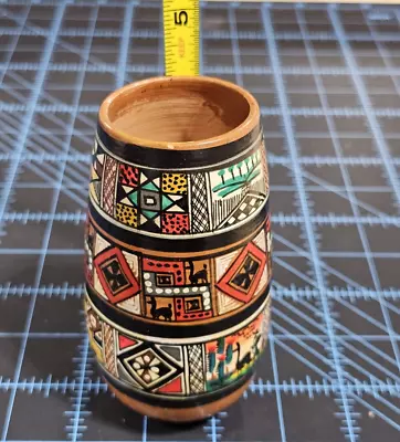 5  Peruvian Flared Terra Cotta Hand Decorated Vase Geometric Machu Picchu Peru • $10