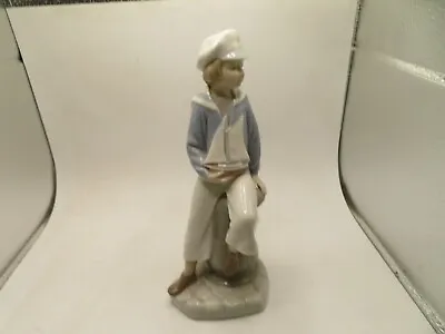 RETIRED LLADRO BOY W/YACHT SAILOR HOLDING SAILBOAT ESTATE GLOSSY FIGURINE Spain • $39.99