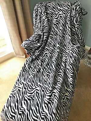 Snuggie Wearable Zebra Blanket W Sleeves Soft Fleece Robe 4 Couch As Seen On Tv • $24