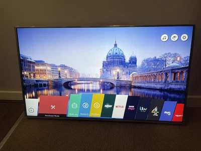 £120 • Buy LG 49UH770V 49 Inch 4K Super Ultra HD HDR Smart TV Quantum Display- & Remote L12