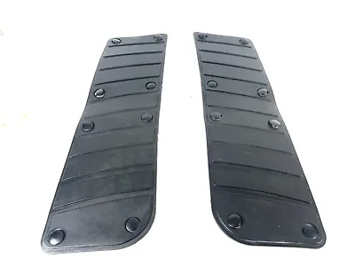 John Deere LX172 Fender Floor Mat M110376 & M110377 & Plugs LX173 GT242 GT262 • $19.95