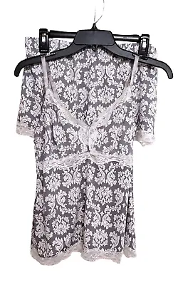 Marilyn Monroe 2 PC Pajama Short Set Gray White Floral Design Sleepwear Size L • $19.98