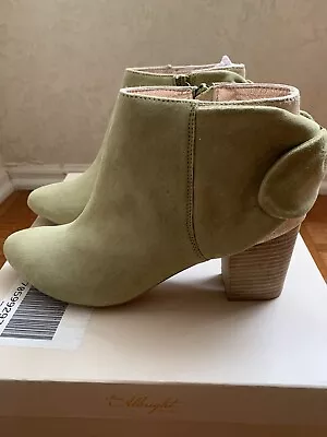 Anthropologie Miss Albright Shimmered Bow-Back Booties Size 7 Rare Green NIB • $109.99
