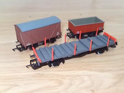 Collection Of Wagons For Hornby OO Gauge Model Railway Train Sets • £0.99