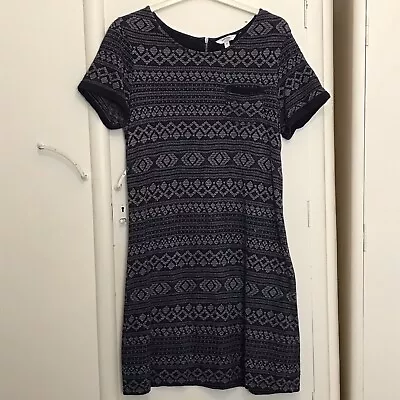 £15 • Buy Fat Face Size 10 Blue Patterned Dress 35 