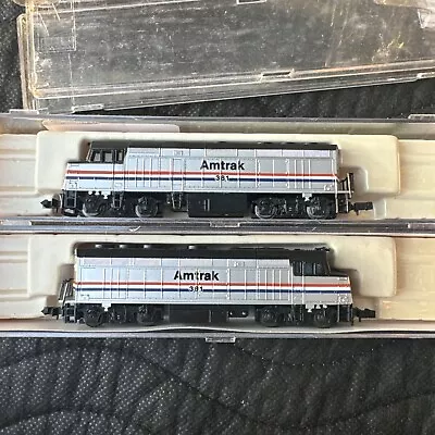 Lot Of 2 Mint LIFE LIKE N GAUGE 7641  DIESEL F-40 LOCOMOTIVE AMTRAK AMT 381 • $99.99