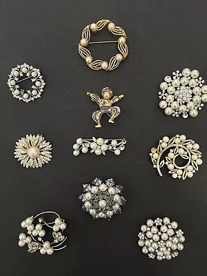 Vintage Faux Pearl Unsigned Mixed Brooch  Jewelry Lot Of 10pcs • $48