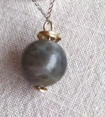 Pendant With 1/2  Stone Sphere (Agate?) On Fine Silver (925) Chain (19  Long) • £5