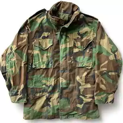 Vintage US Army M65 CW Field Coat Jacket Lined Hooded Jacket Woodland Camo Med L • $55