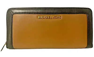 NEW! Michael Kors Jet Set Frame Out ZA Continental Leather Wallet-Acorn/Black • $151.99