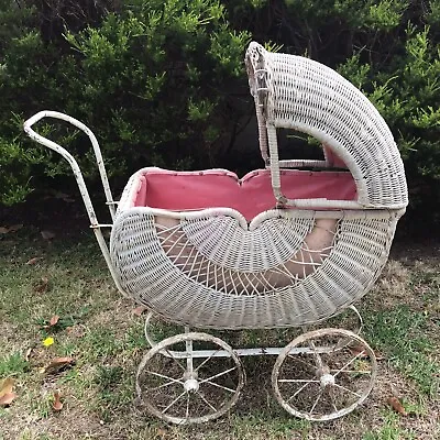 Vintage Dolls Pram • $50