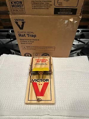 Victor M205-6 Easy Set Plastic Pedal  Wood Humane Snap Rat Trap *6 Wooden Traps* • $29.99