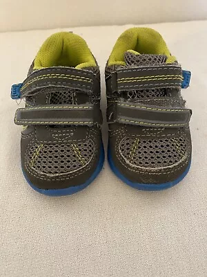 Carter's Child Of Mine Infant Baby Sz 4 Boots Gray Yellow Blue Shoes-Hook Loop • $6