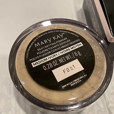 Mary Kay Silky Setting Powder  Medium Ivory -28 Oz New In Box- • $13