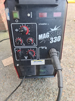 £600 • Buy Lincoln Bester Magster 330 Mig Welder