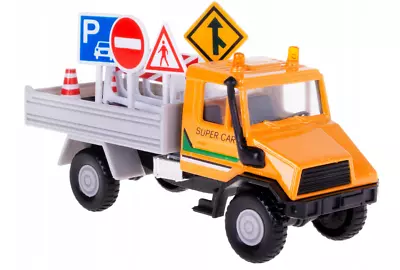 Mercedes-Benz Unimog + Cone Signs Street German Car Model Diecast Toy Welly • £10.98