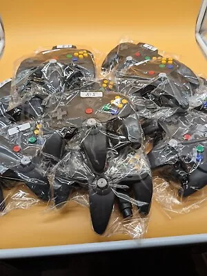 1 OEM Black Nintendo 64 Controller (stick 5.5 - 9 / 10) Authentic Fully Tested! • $20.95