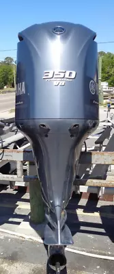 Used 2012 25  Yamaha 350hp 4 Four Stroke Outboard Boat Motor F350 350hp 940 Hrs • $13995.95