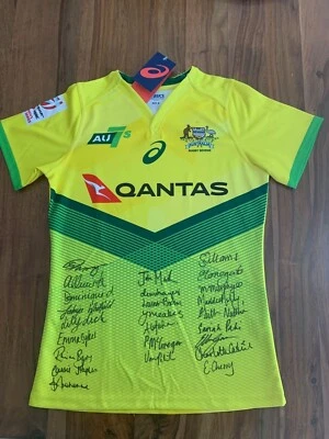 $150 • Buy Australian Female Rugby Sevens League Jersey Signed By All Team Players Size M 
