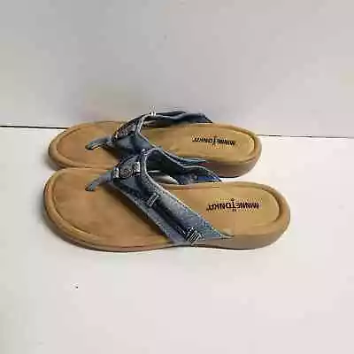 Minnetonka Woman's Silverbay Thong Sandals Sz 9 • $30