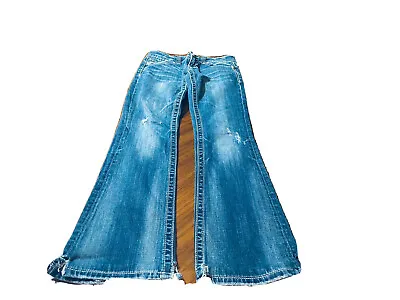 Miss Me Women’s Rhinestone Distressed Boot Jeans! 27 30x31 • $36