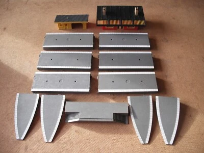 £19.99 • Buy OO Hornby Model Railway Station & Double Platform With Ticket Office & Wait Room