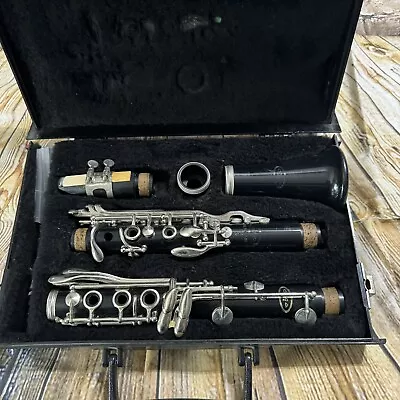 Vintage Vito Reso-Tone 3 Clarinet Woodwind Instrument With Hard Carrying Case • $39.99