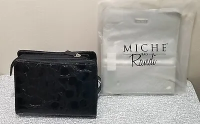 MICHE Petite Black BASE BAG W/ AVA & RANDI Shells Chain Strap • $34.95