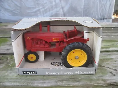 1992 ERTL Massey Harris 44 Special Tractor 1:16 Scale Die-cast Metal In Box • $45