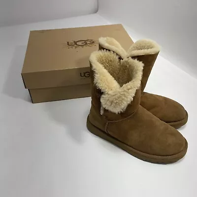 UGG Women's Size 8 Bailey Button Boot Chestnut • $28.77