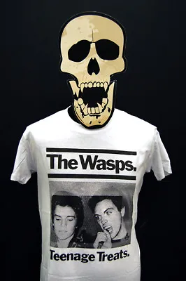 £13 • Buy The Wasps - Teenage Treats - T-Shirt