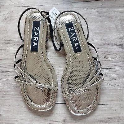 Zara Womens  Gold Flat  Sandals  Uk 3 • £6